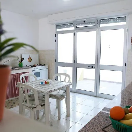 Casa Fronte Mare Posto Rosso 8 Posti Letto Dom wakacyjny *