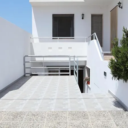 Casa Fronte Mare Posto Rosso 8 Posti Letto
