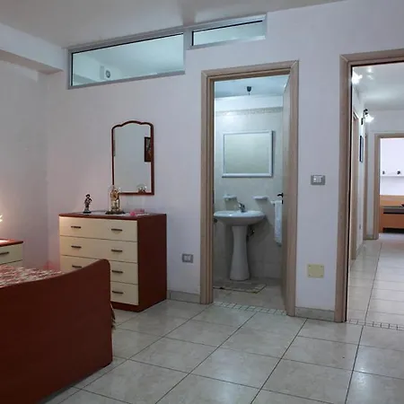 Casa Fronte Mare Posto Rosso 8 Posti Letto * Torre San Giovanni Ugento