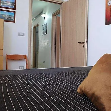 別荘 Casa Fronte Mare Posto Rosso 8 Posti Letto *