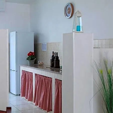 Casa Fronte Mare Posto Rosso 8 Posti Letto *