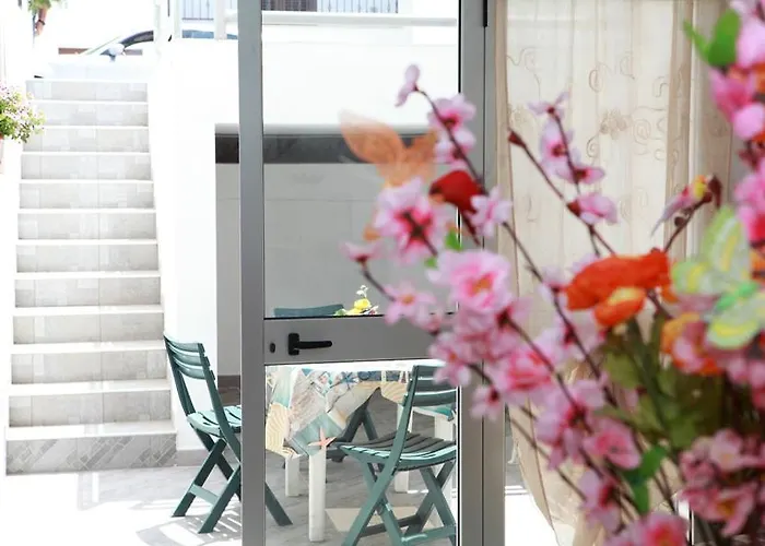 Casa Fronte Mare Posto Rosso 8 Posti Letto בית נופש טורה סן ג'ובאני אוג'נטו